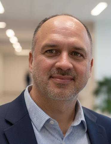 Roberto Manguel, co-founder de TLGG